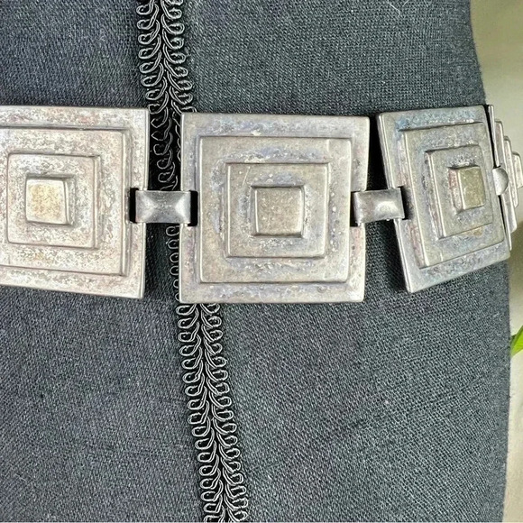 Escada Women’s Vintage Designer Geometric Silver/Black Antique Metal Chain Belt - Picture 8 of 14